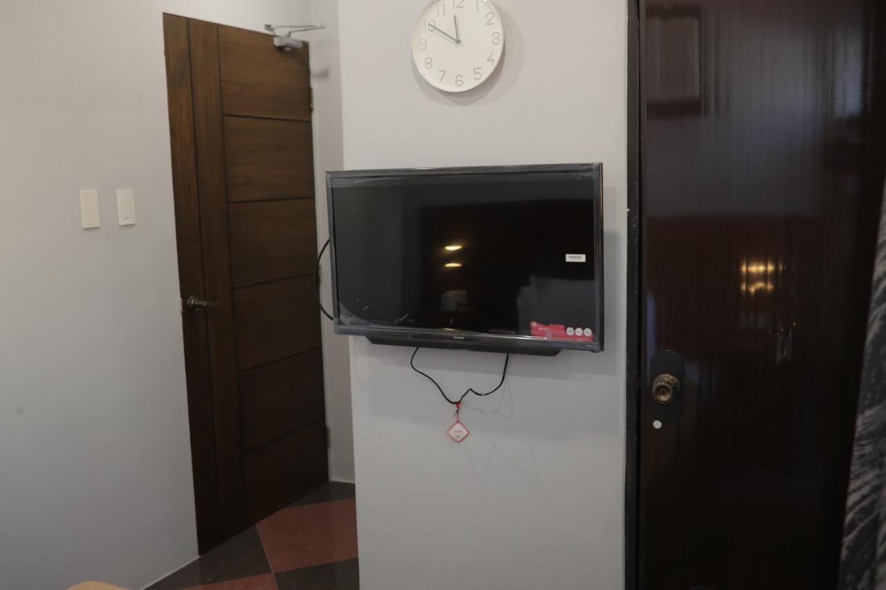 Cerca Hotel Balabag  Eksteriør bilde